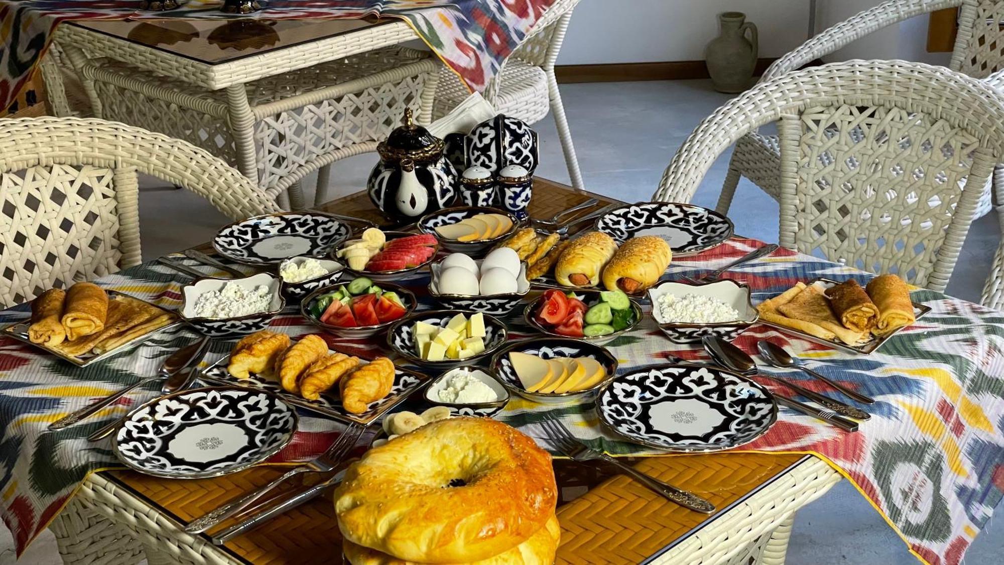 Mahbubakhon Guest House In Old City 布哈拉 外观 照片