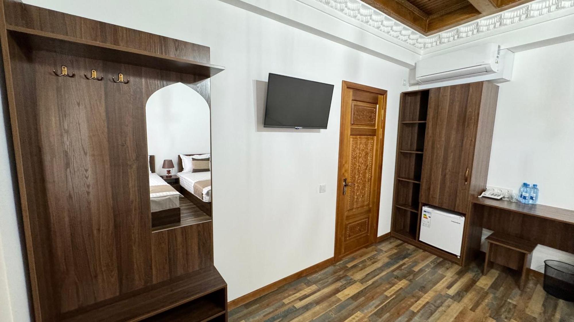 Mahbubakhon Guest House In Old City 布哈拉 外观 照片