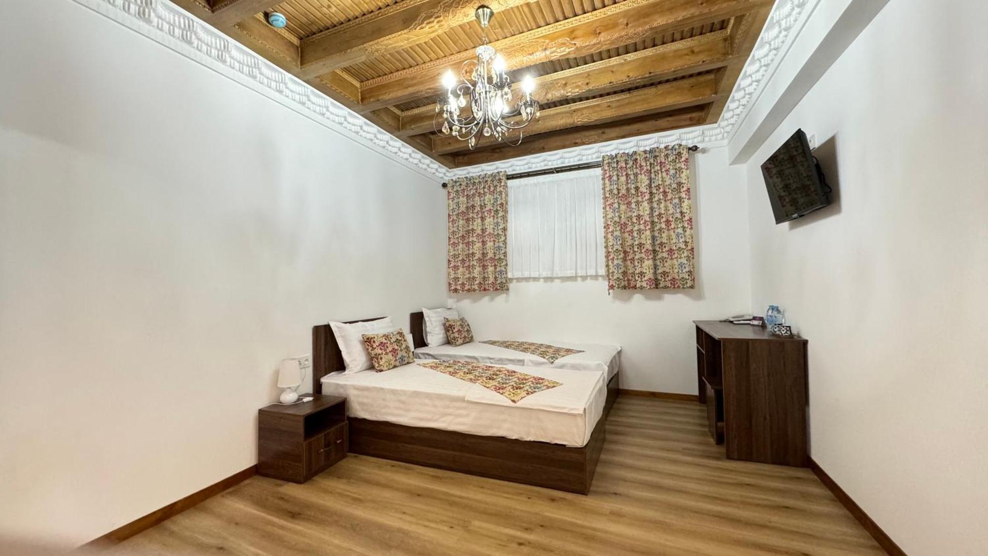 Mahbubakhon Guest House In Old City 布哈拉 外观 照片